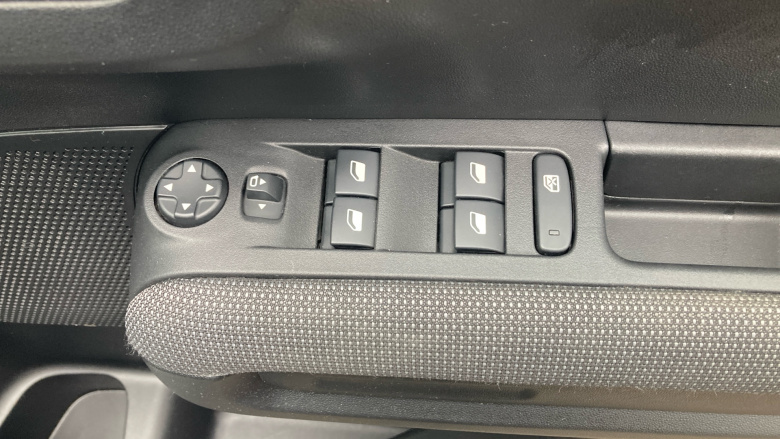 Citroen C3 Aircross 1.2 PureTech 110 Shine 5dr Petrol Hatchback